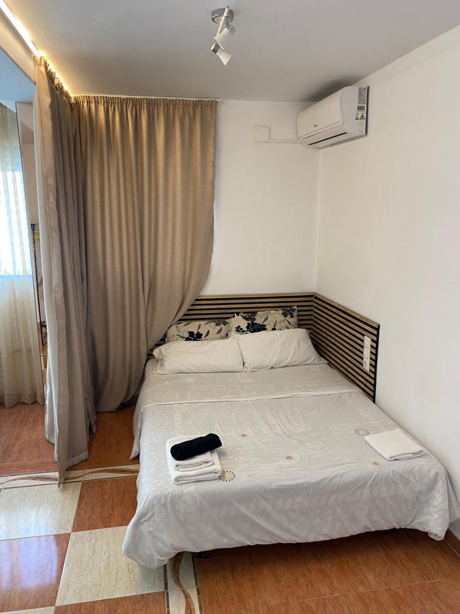 Habitaciones Con Bano Y Cocina Privada Валенсія Екстер'єр фото